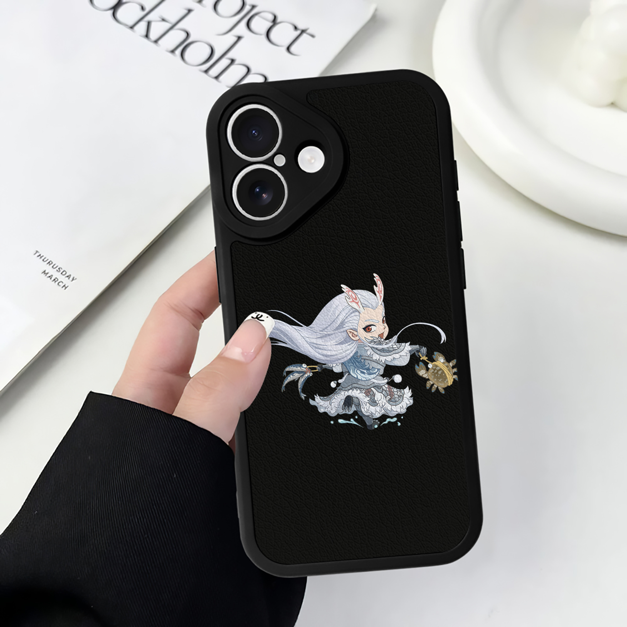 （画像用） Ne Zha 2 ナタ 魔童の大暴れ 【iPhone 16シリーズ対応】シリコンスマホケース（レザー調） 材質：シリコン